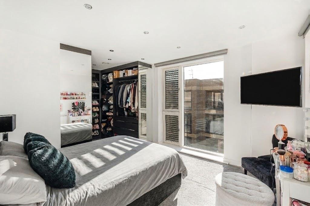 Garrison Heights, Millbrook Park, NW7, 55 Henry Darlot Drive, Mill Hill
